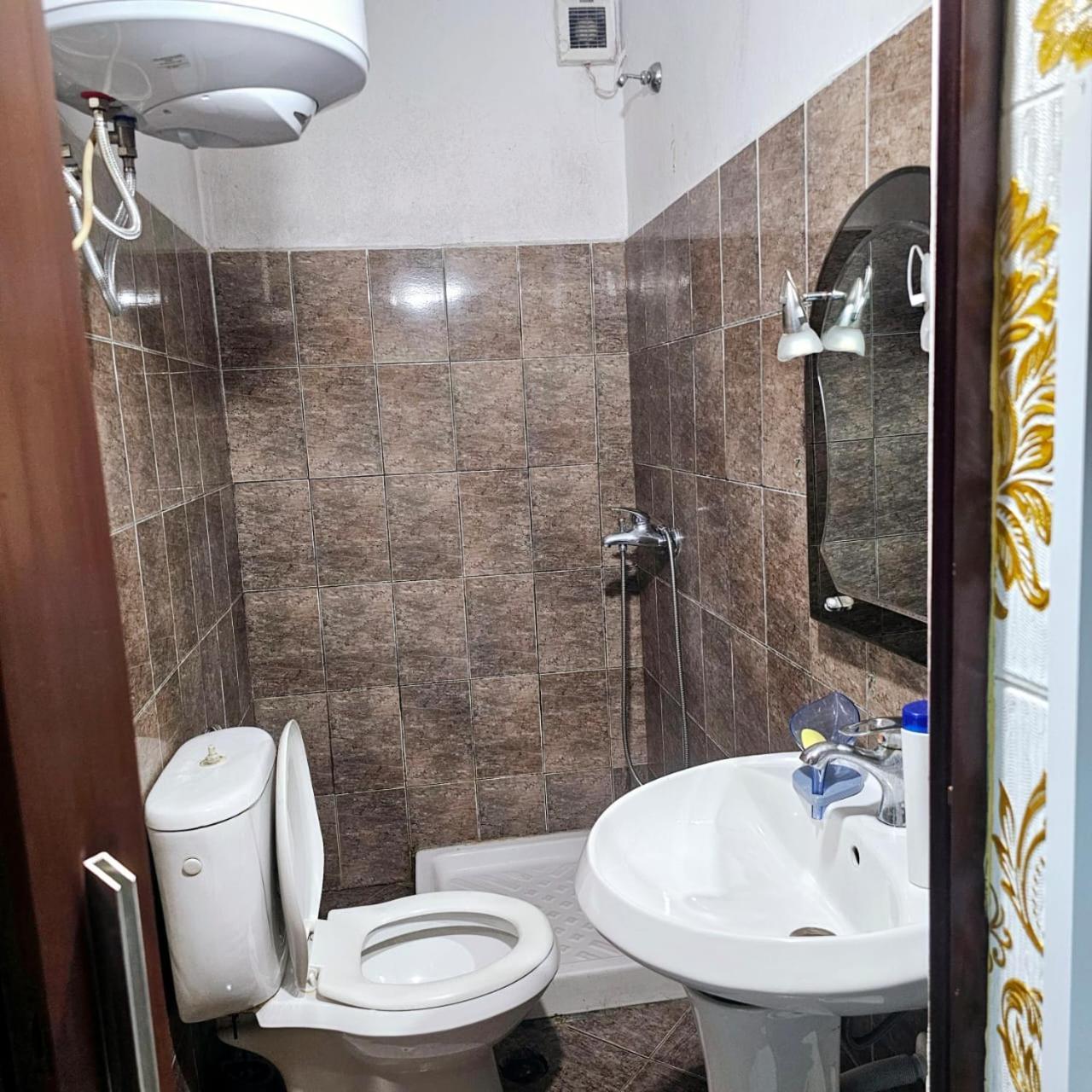 Dafina Hotel Tirana Zewnętrze zdjęcie