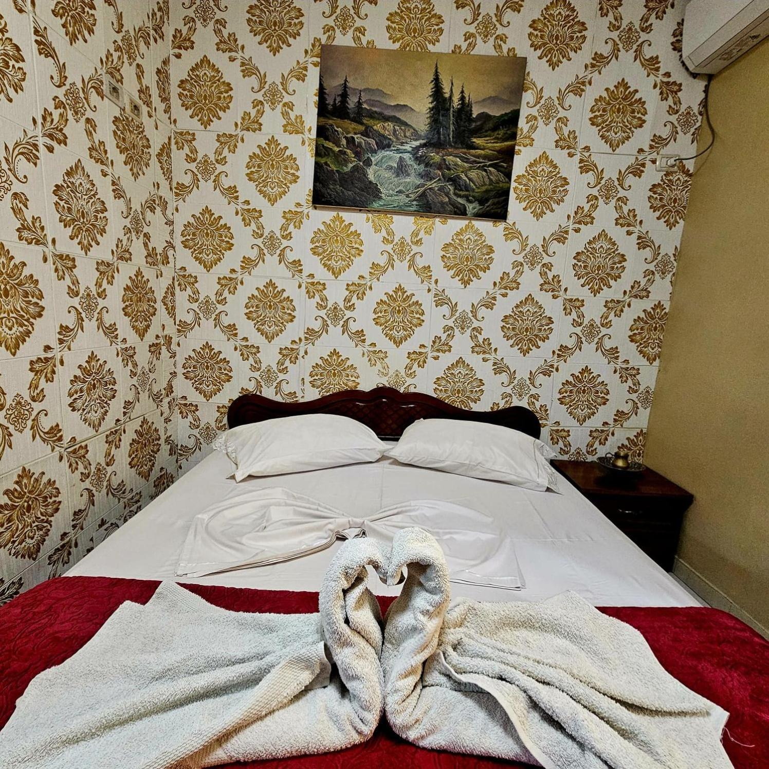 Dafina Hotel Tirana Zewnętrze zdjęcie