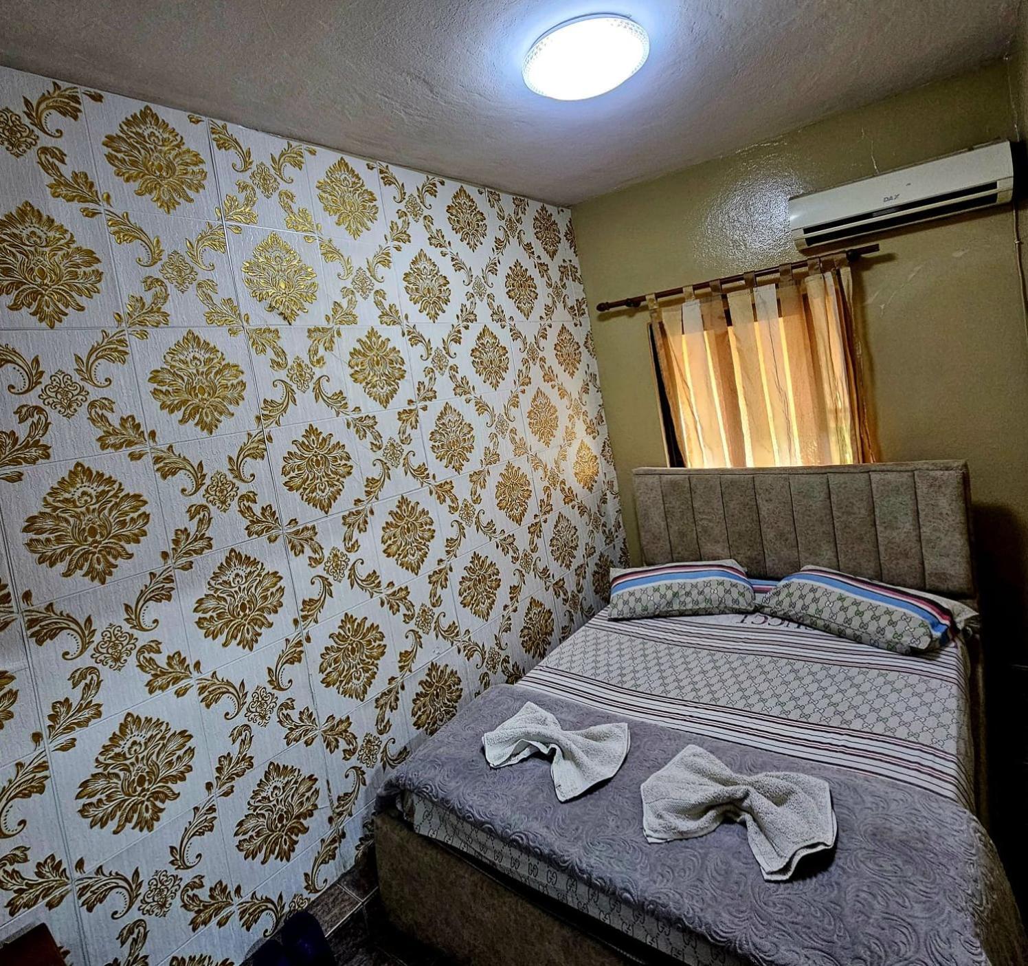 Dafina Hotel Tirana Zewnętrze zdjęcie