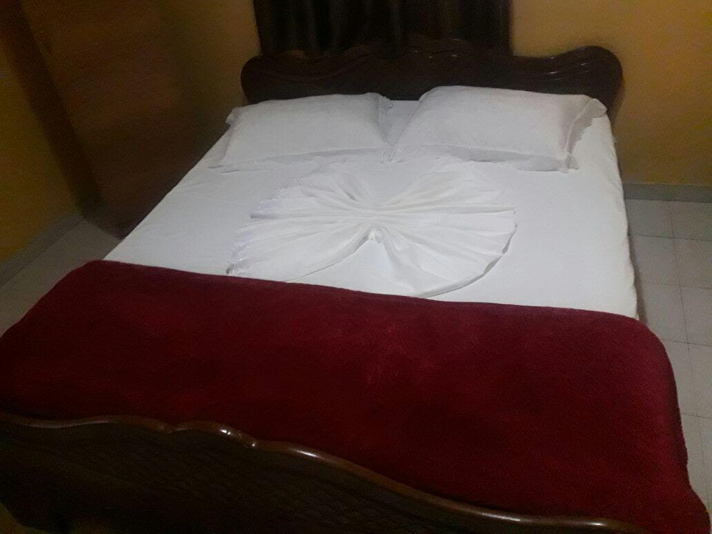Dafina Hotel Tirana Zewnętrze zdjęcie