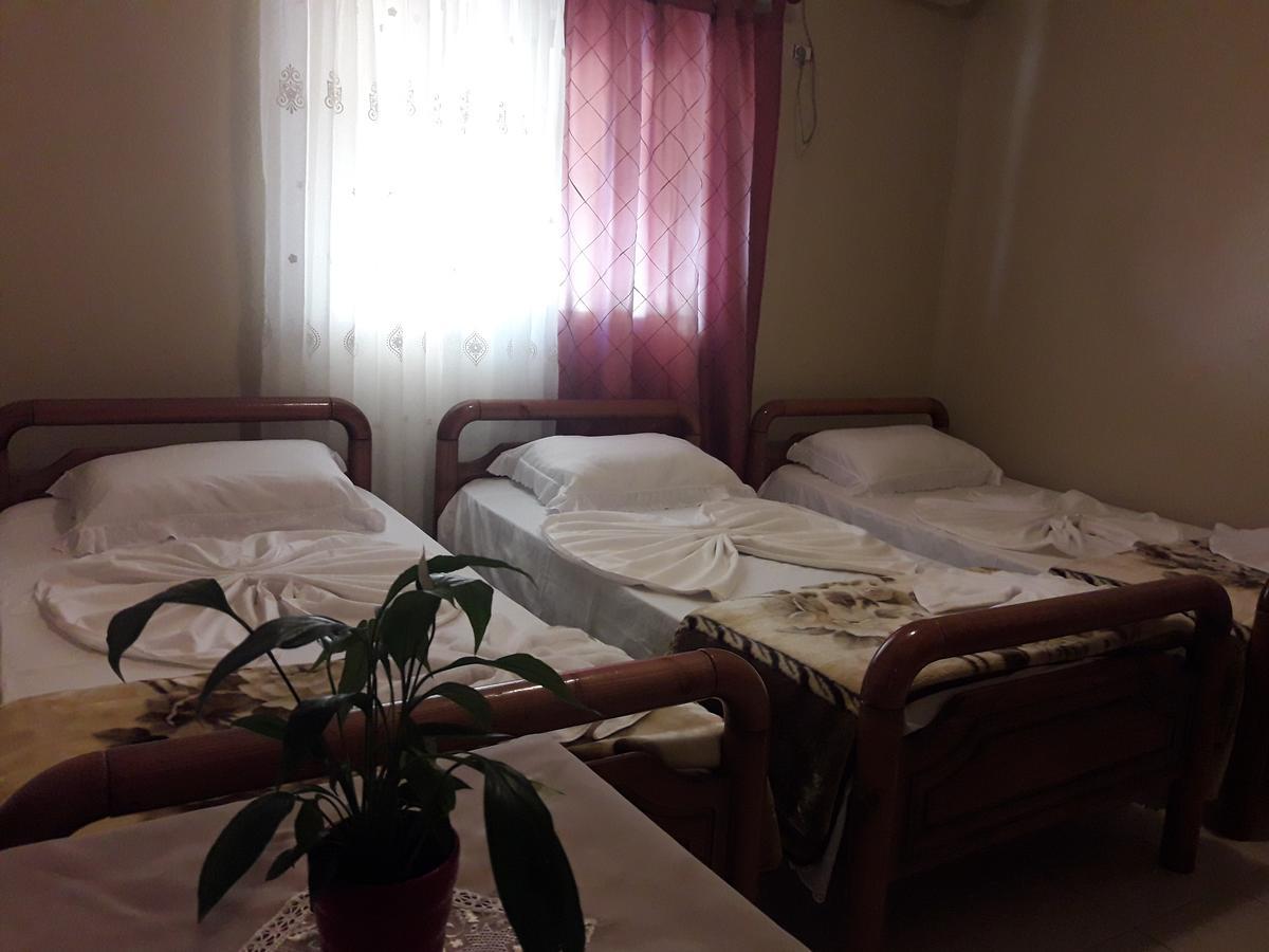 Dafina Hotel Tirana Zewnętrze zdjęcie